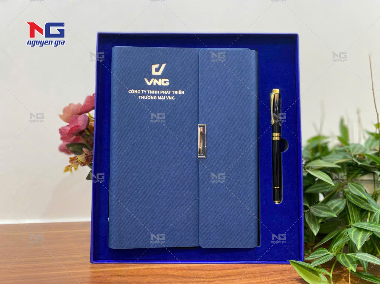 mẫu bìa da đẹp